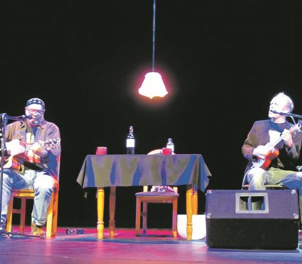 Recensie concert Stef & Koos in Windhoek, Namibie uit ‘De Republikein’